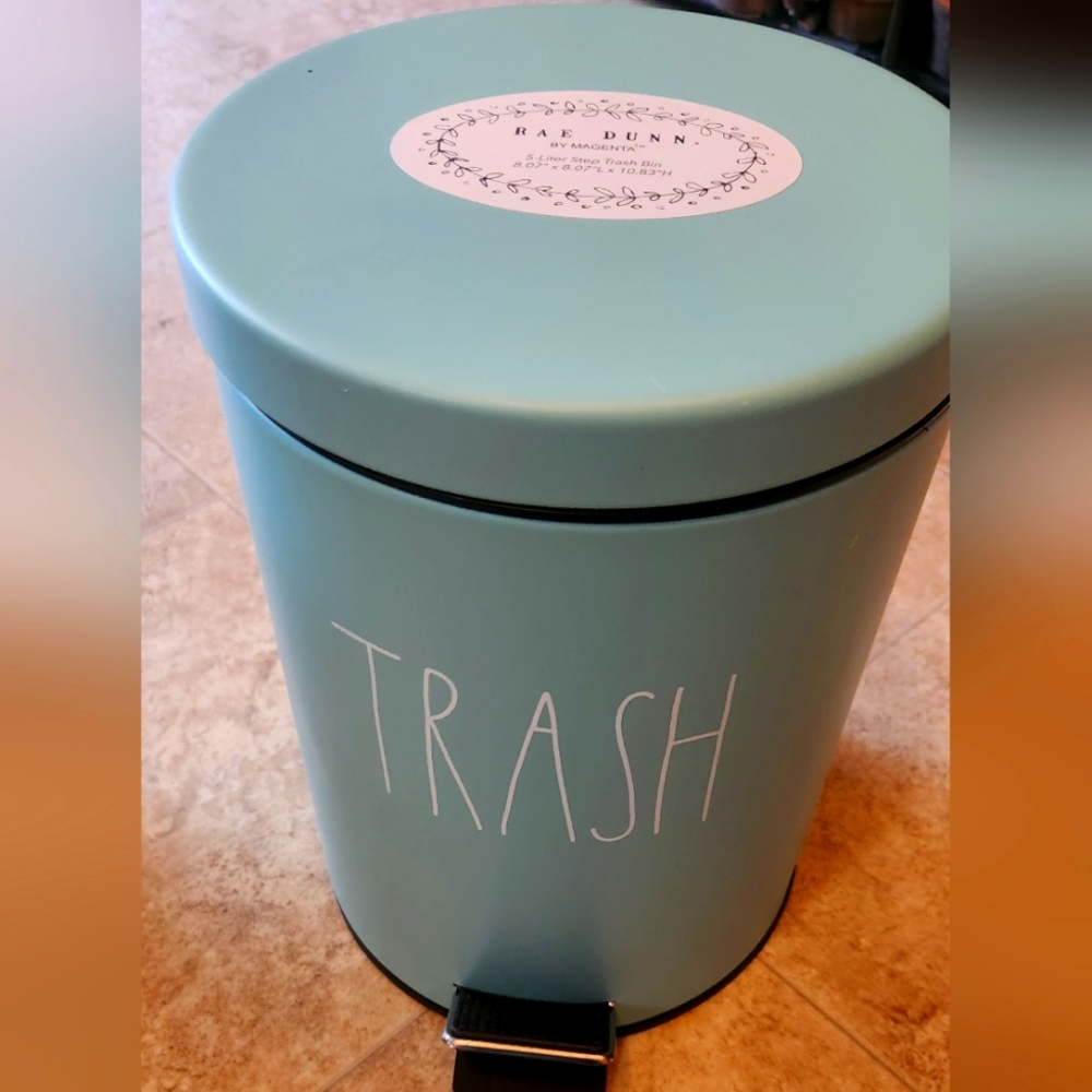 Rae Dunn trash can